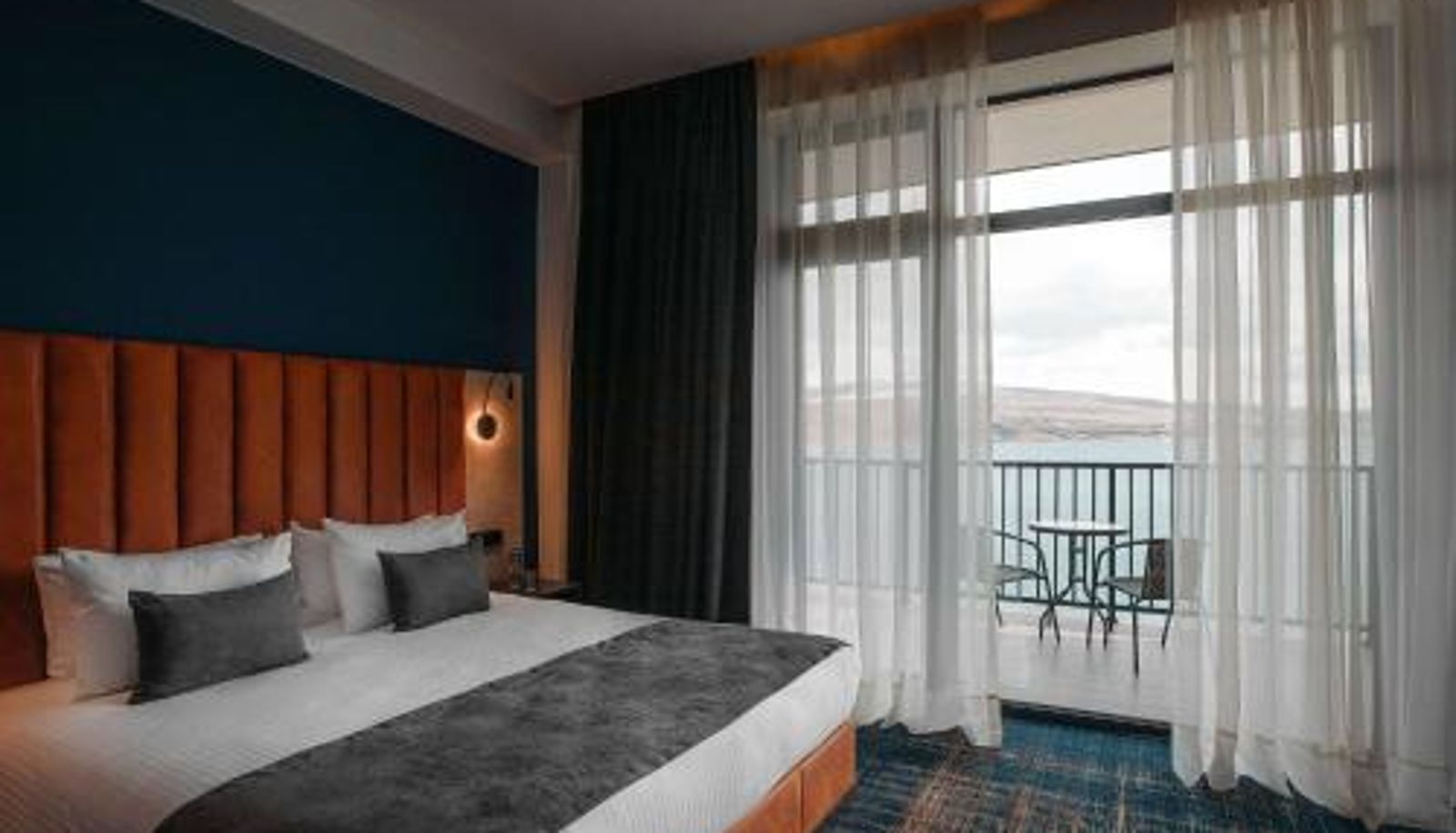 Suite - Trademark Collection by Wyndham GINO Seaside Tbilisi