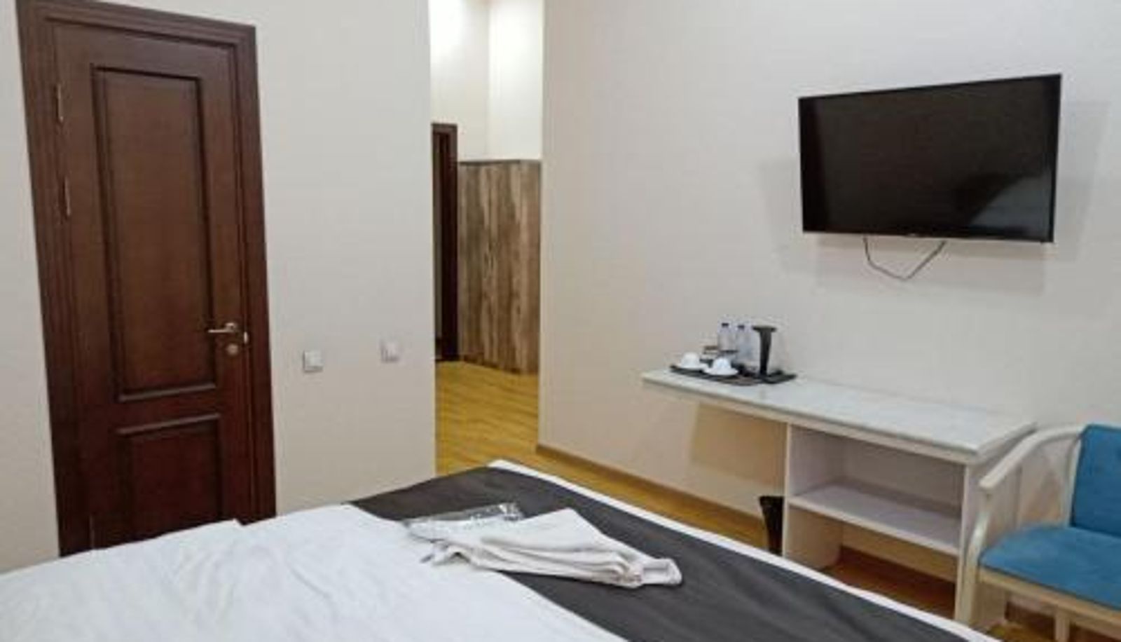 Zimmer - Queens 2 Hotel