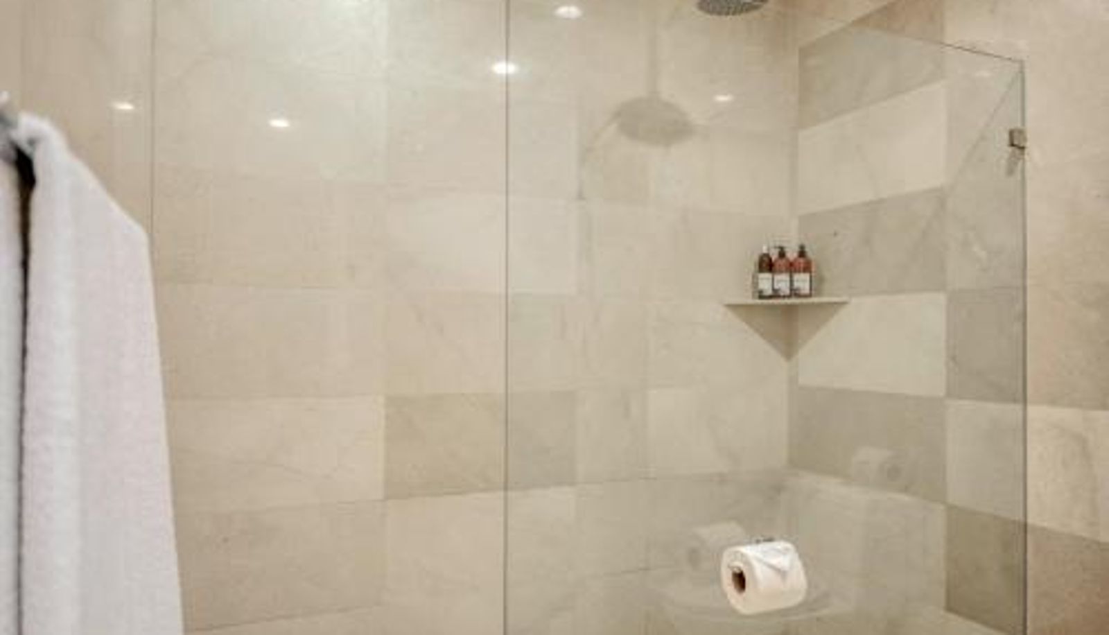 Standard room - Altos de Montserrat 2 1