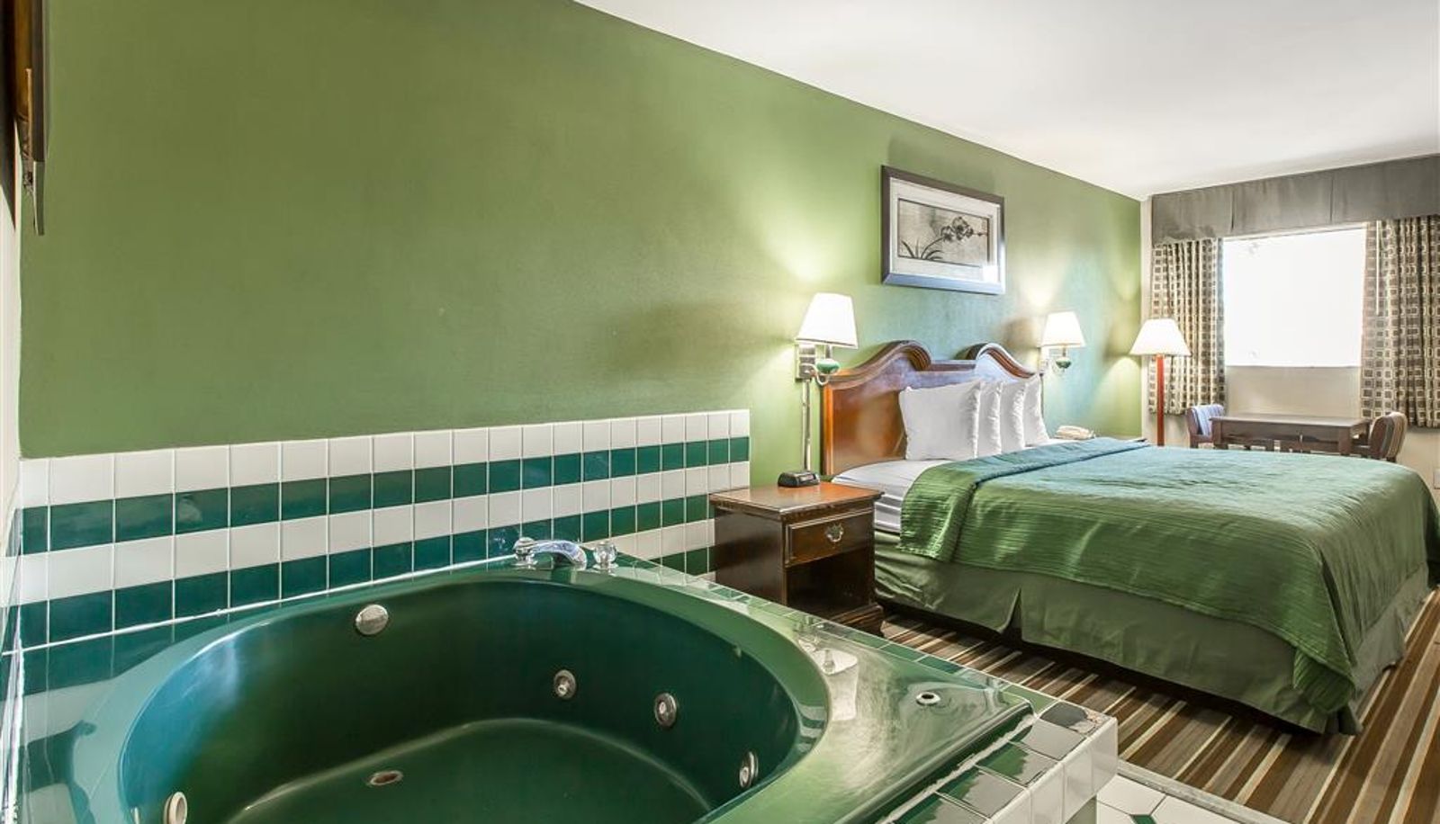 Suite - Quality Inn & Suites Macon North