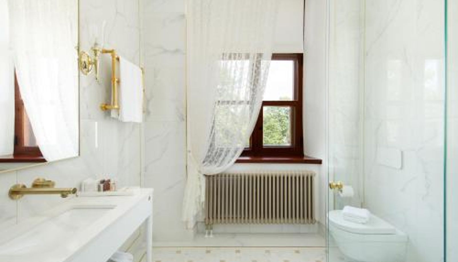 Badkamer - Schloss Fellin Boutique Hotel and Spa