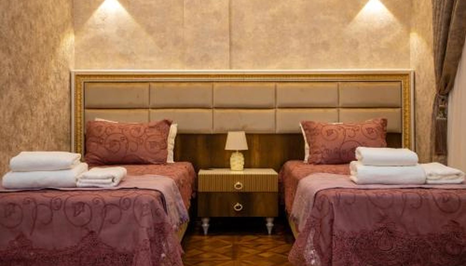 Kamer - Renaissance Boutique Hotel