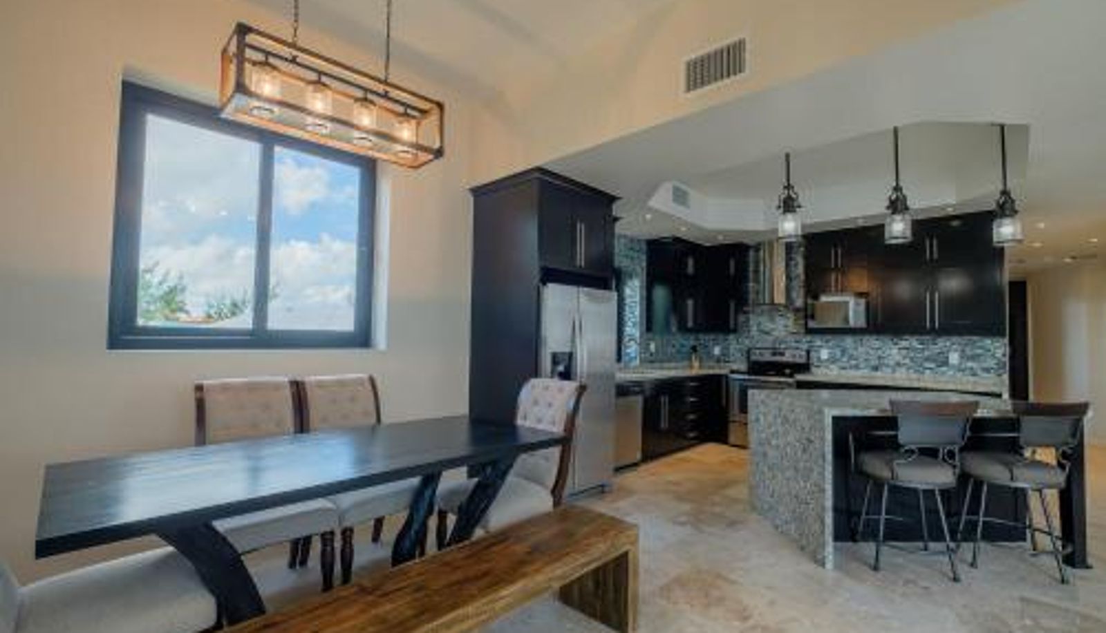 Suite - Diamante Beachfront Suites