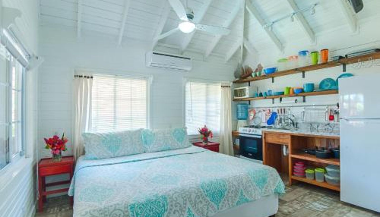 Standardzimmer - The Blue Bahia Resort In Sandy Bay