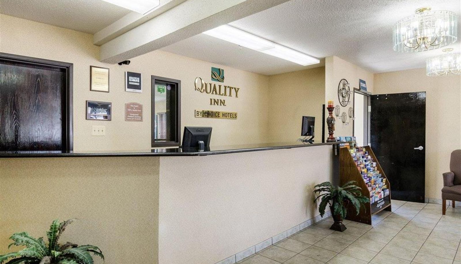 Salón - Quality Inn I-70 at Wanamaker