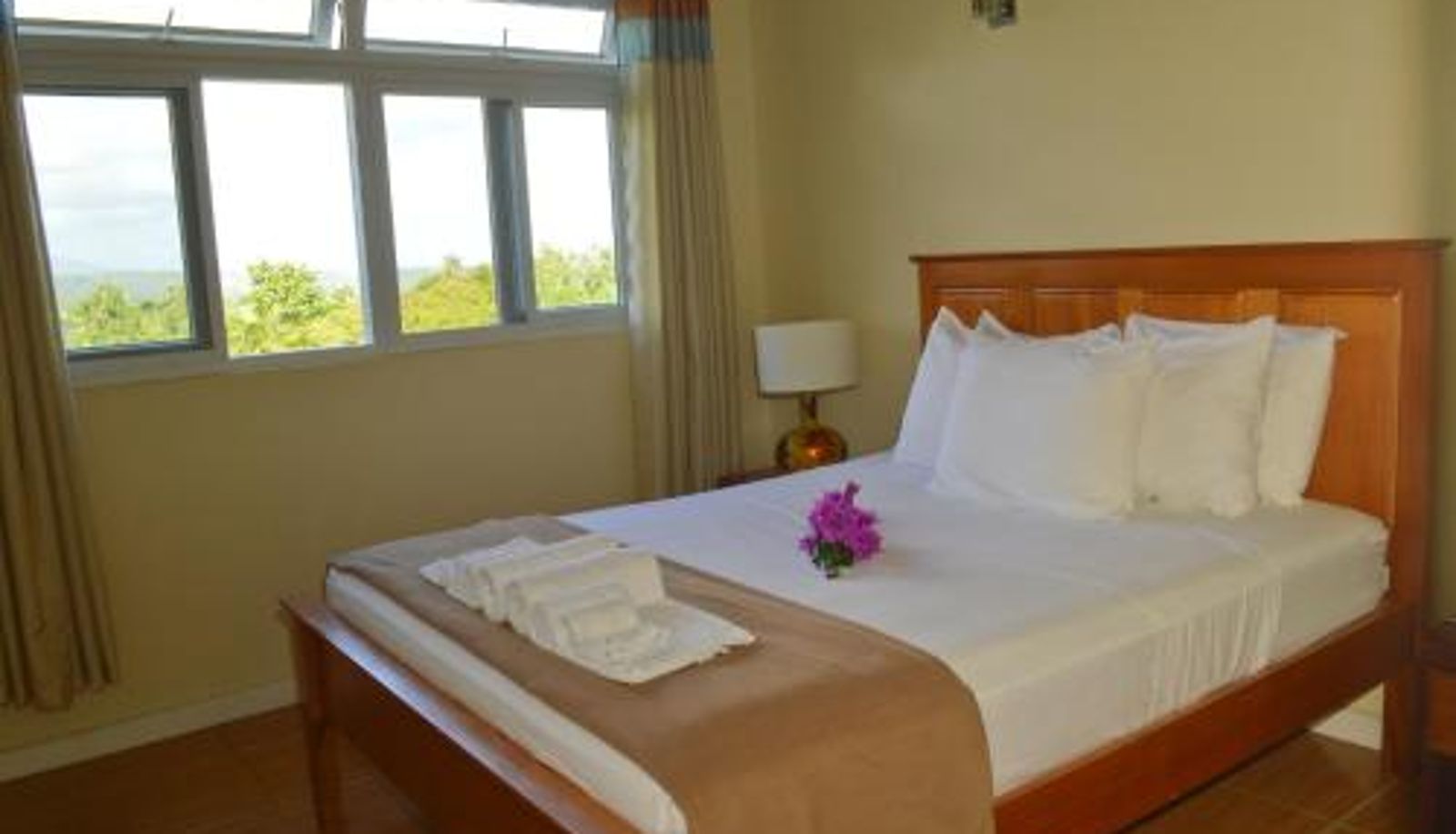 Room - Classique International in Dominica