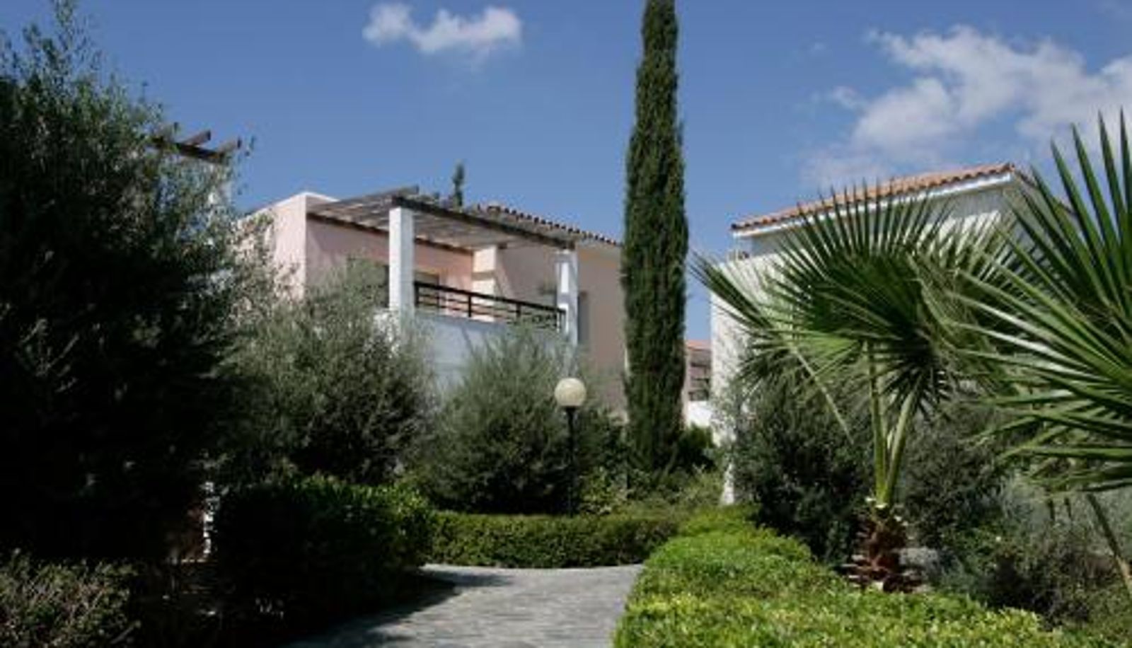 Info - Avanti Holiday Village