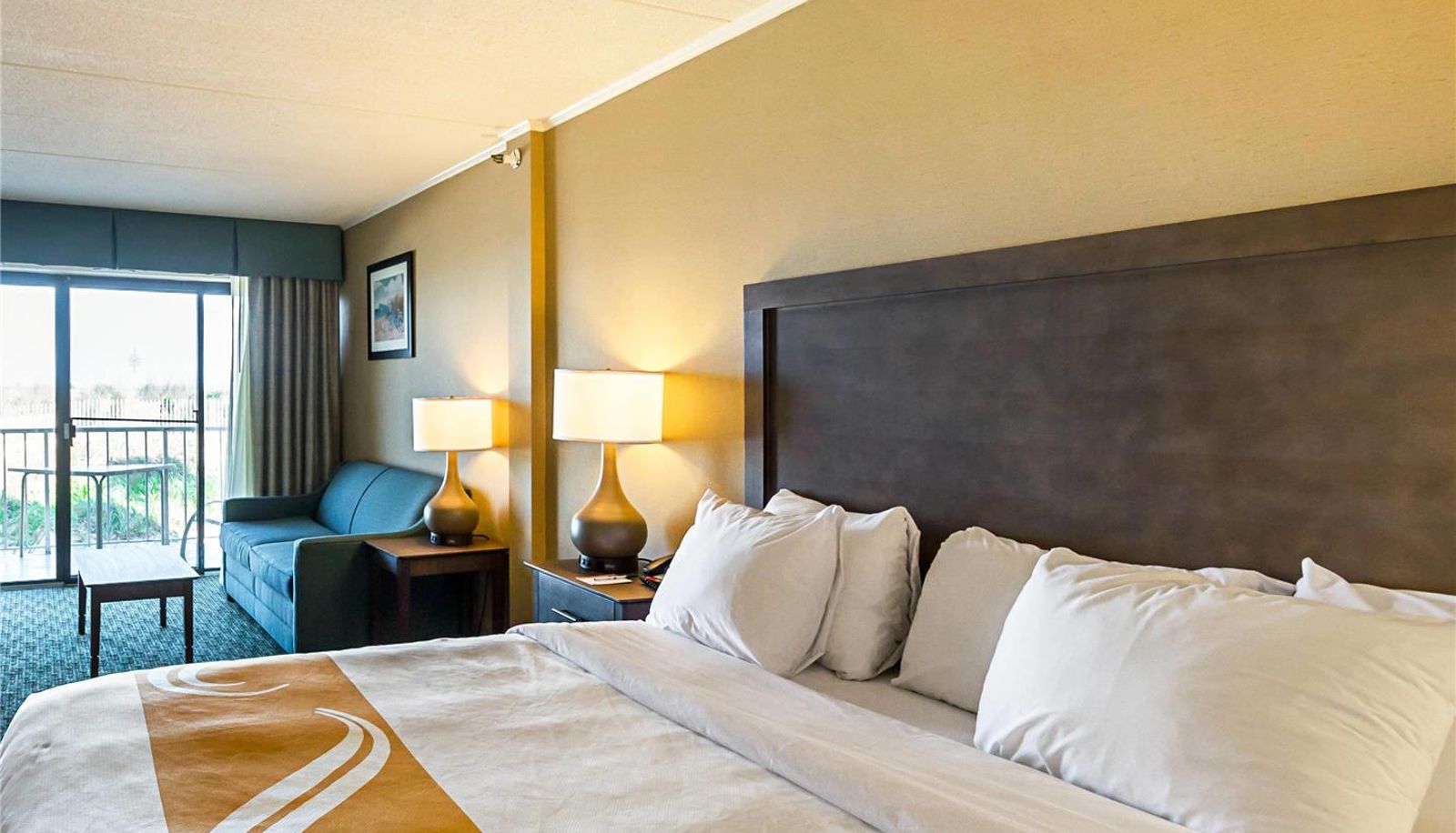 Zimmer - Quality Inn Oceanfront