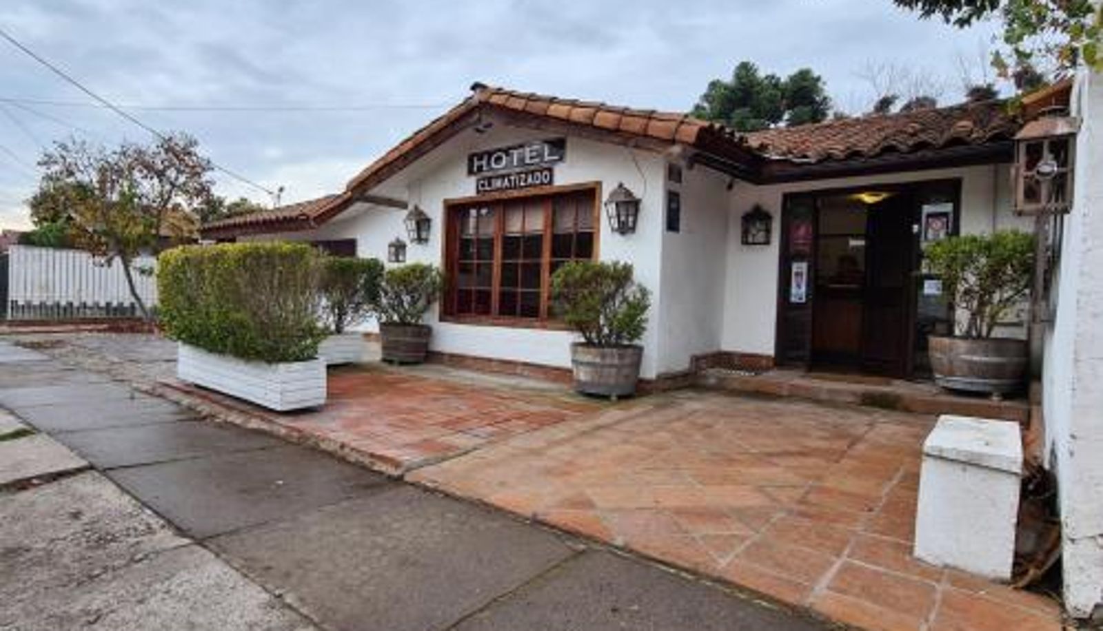 Zona exterior del hotel - Tierra & Vino a pasos Museo y Casino