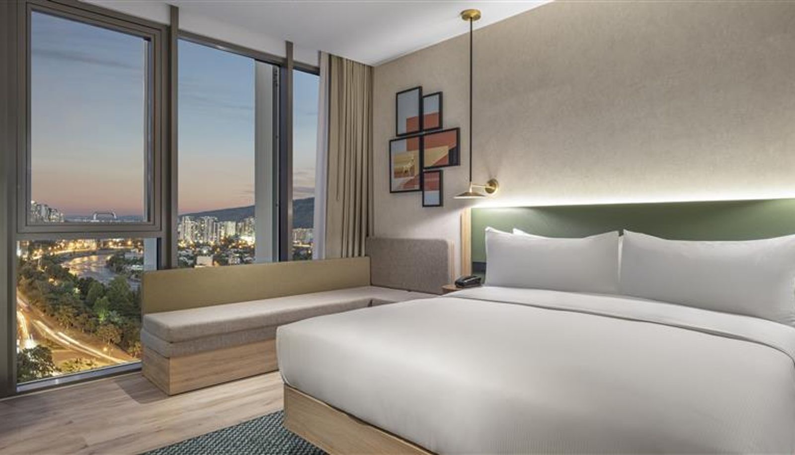 Zimmer - Hilton Garden Inn Tbilisi Riverview