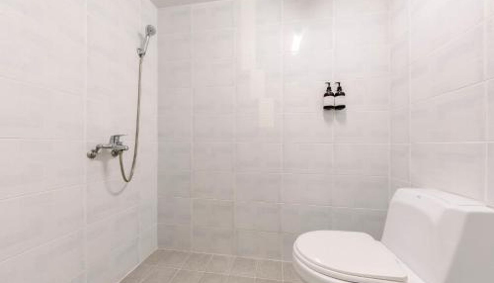 Bathroom - Cordelia Hotel