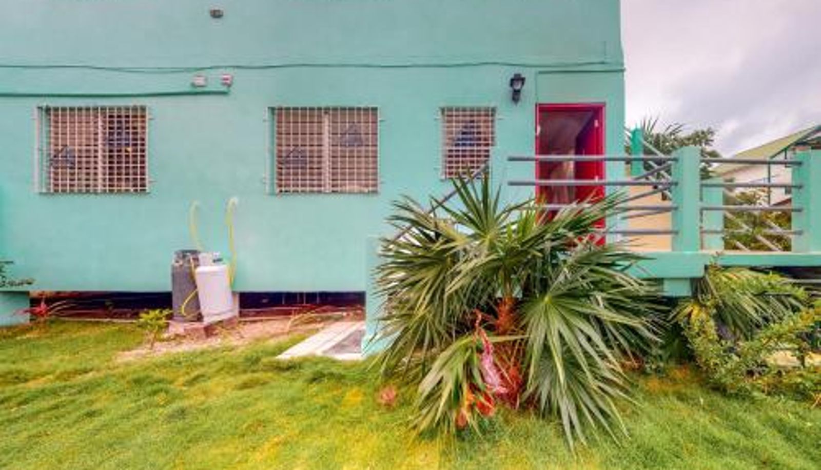 Info - Palmetto#1 @ Island Cabanas