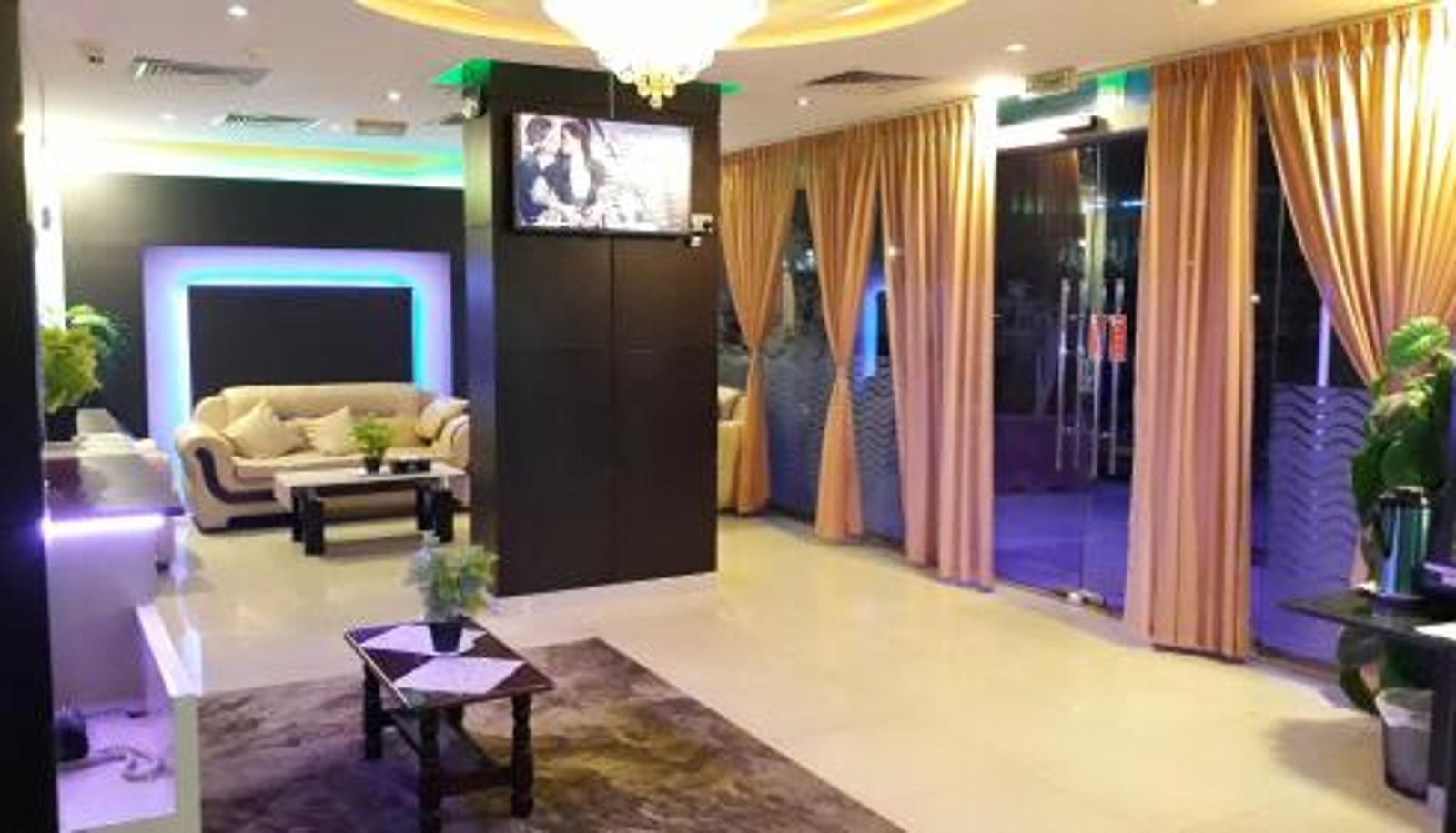 Recepcja - Savoy Grand Hotel Apartments