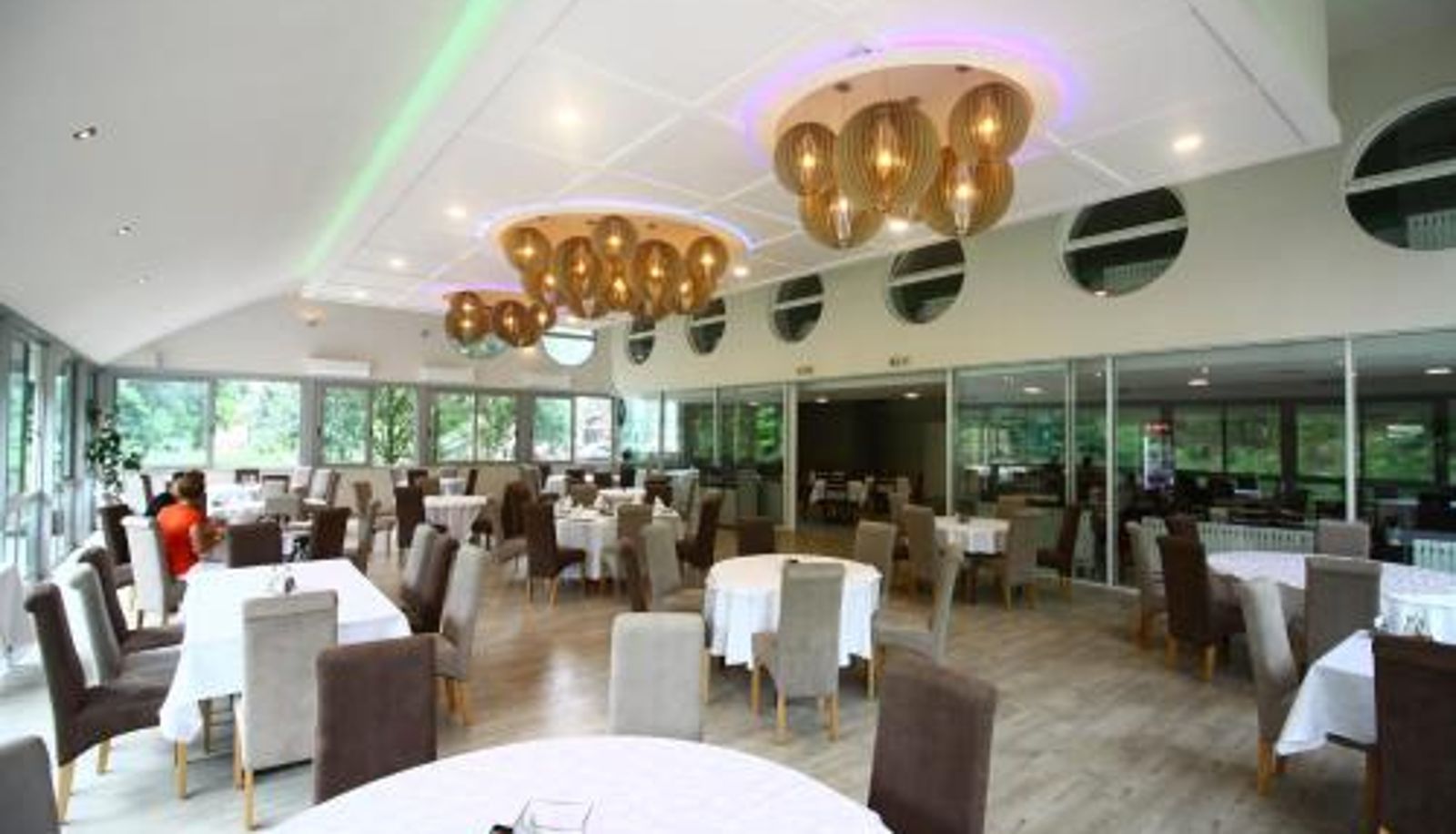 Sala de desayunos dentro del restaurante - Garni Hotel Mlinarev san