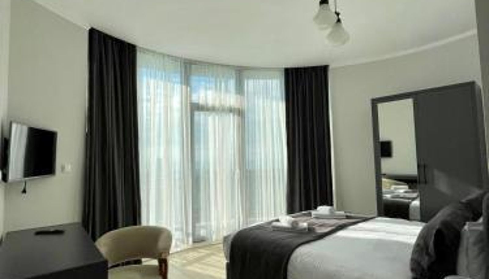 Camera con balcone - Hillside Inn