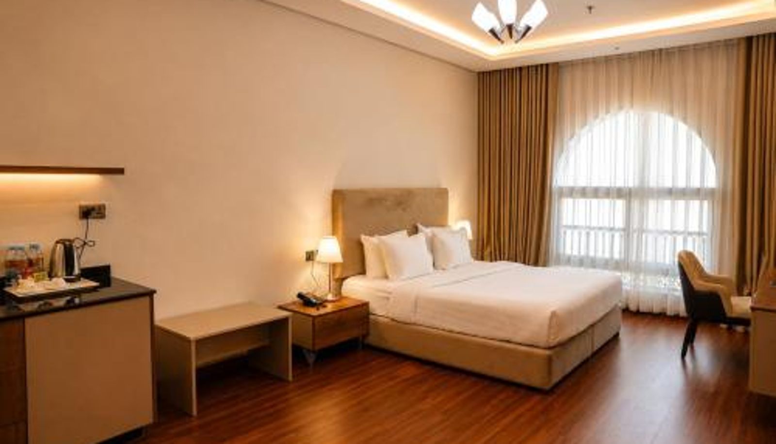 Camera - Al Mansour Park Inn Hotel&Apartment