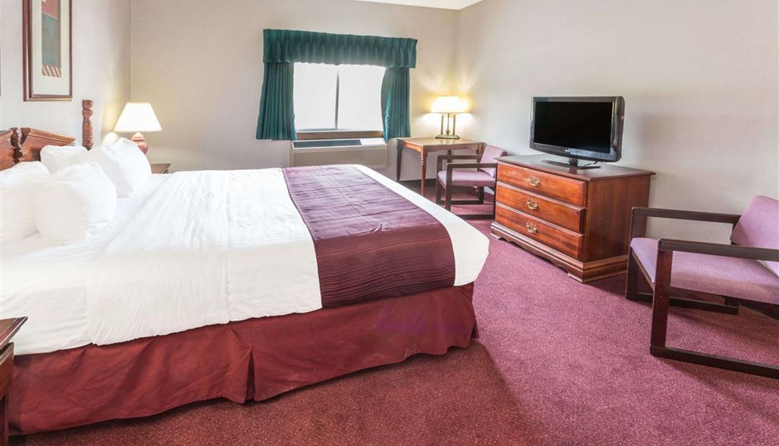 Camera - Days Inn by Wyndham Tiffin