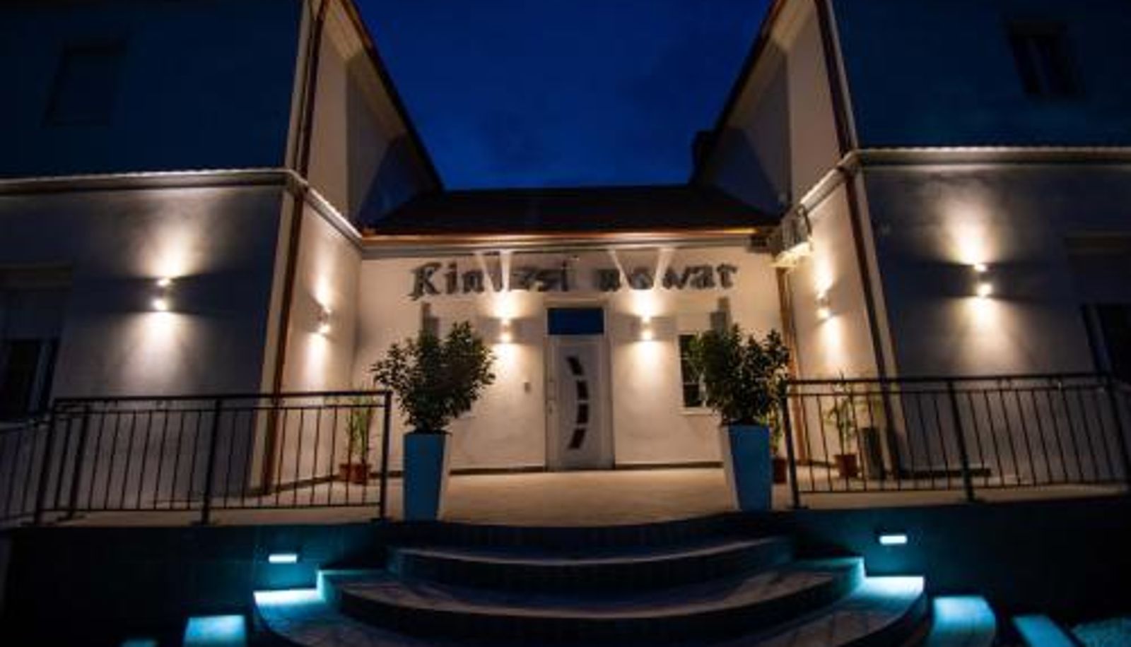 Info - Kinizsi Udvar Apartmanház