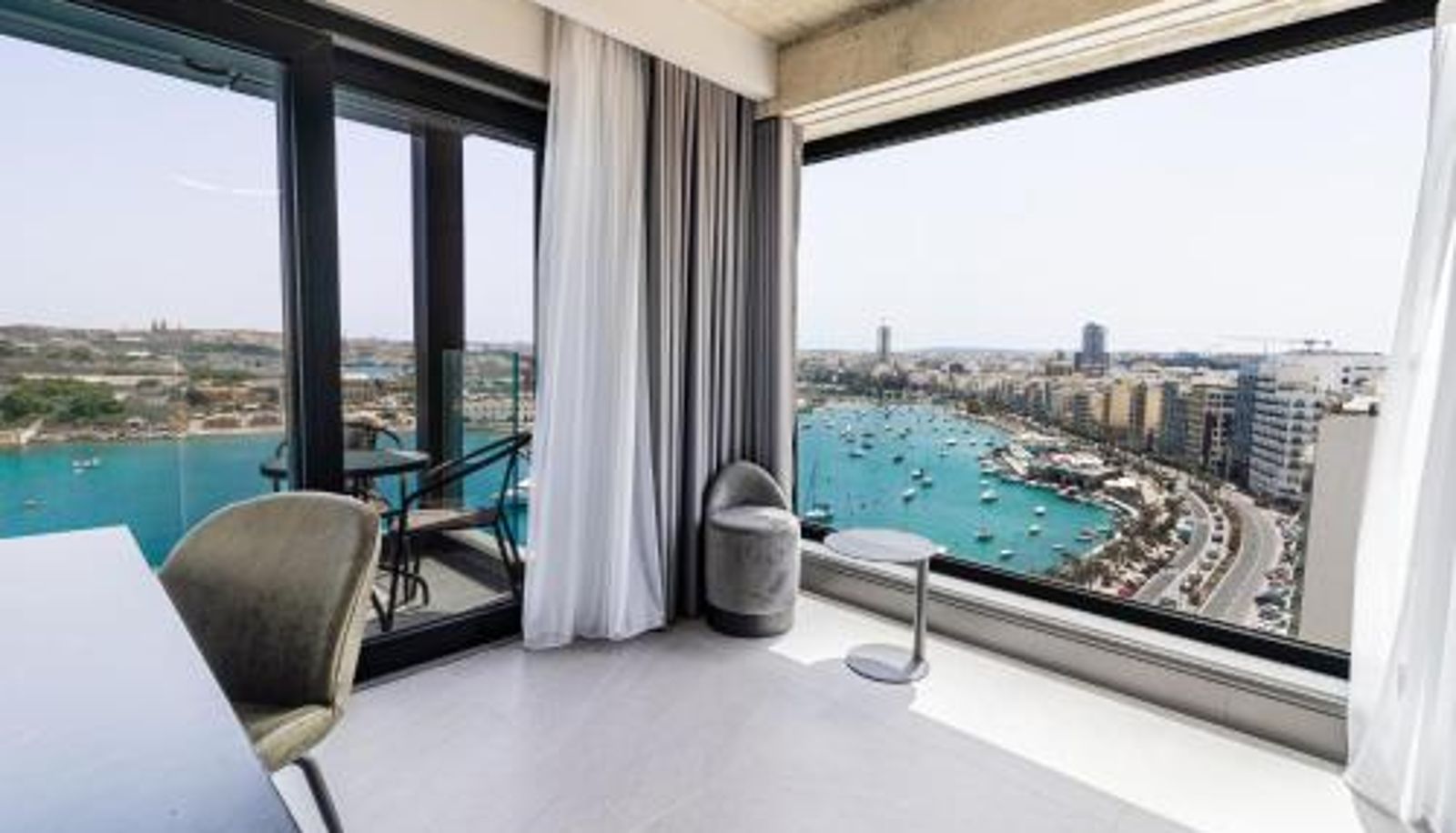 Zimmer - The Londoner Hotel Sliema