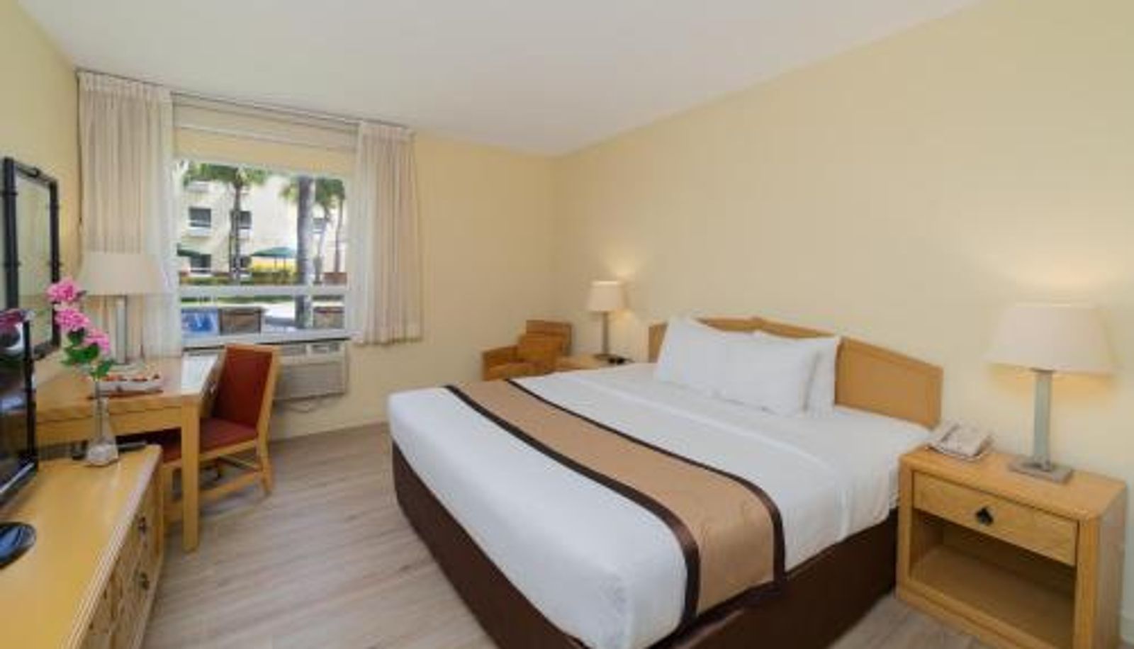 Info - Quality Hotel Real Aeropuerto San Salvador