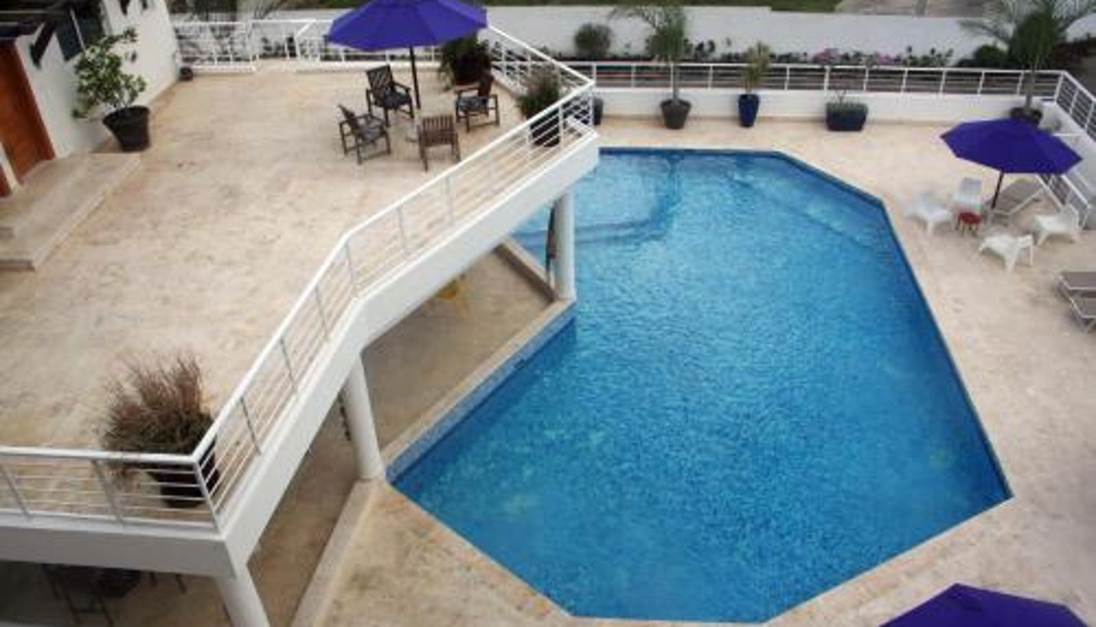Pool - Vista Marina Residence