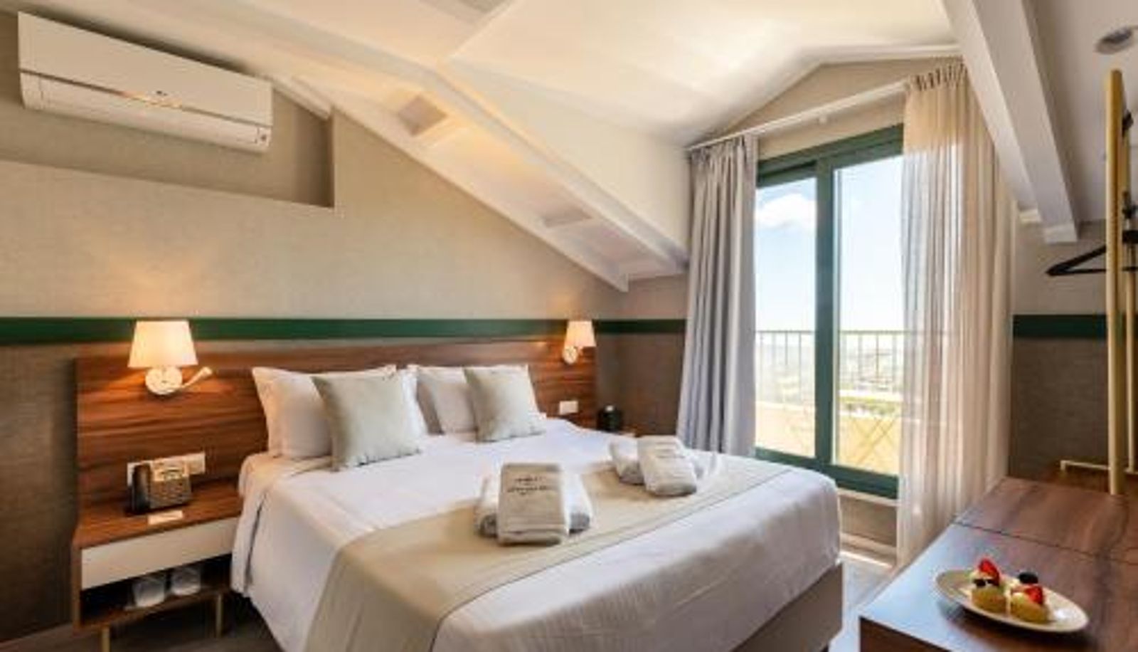 Suite - Petit Palais Platres Boutique Hotel