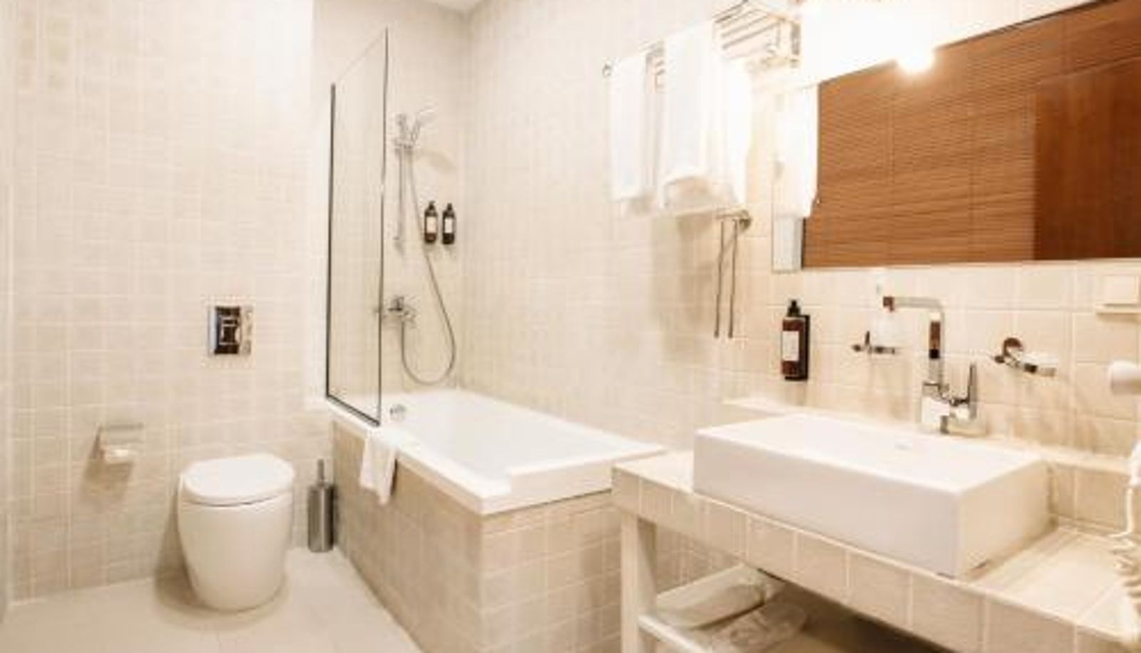 Badezimmer - Citadel Narikala Hotel