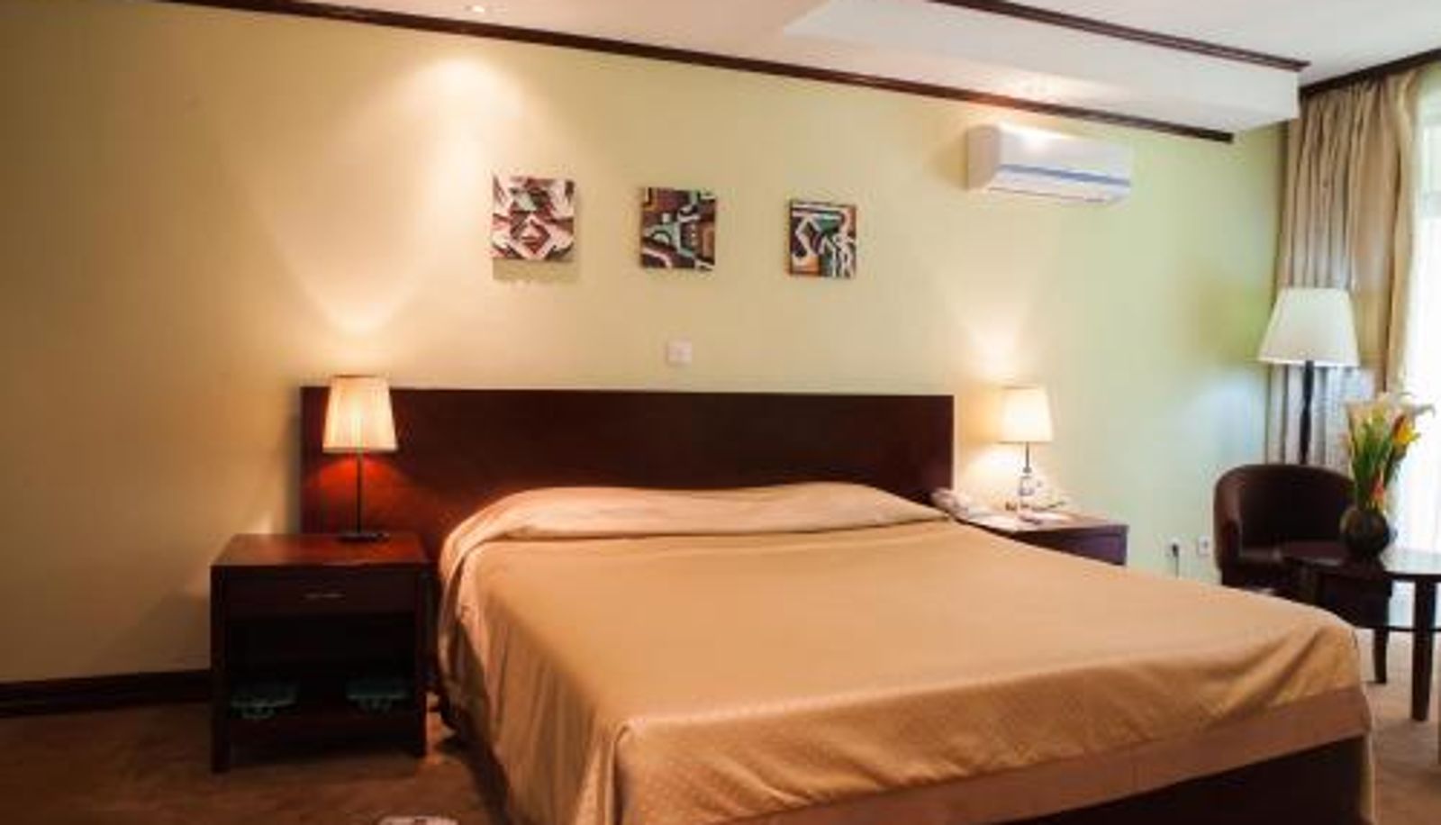 Suite - Gorillas Volcanoes Hotel