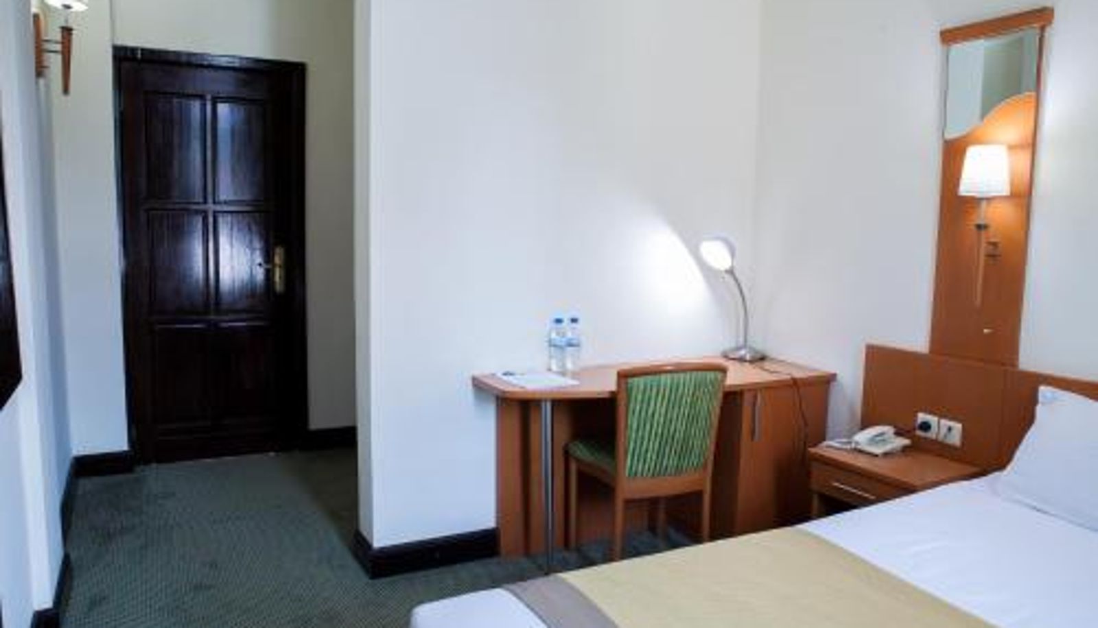 Zimmer - Gorillas City Centre Hotel