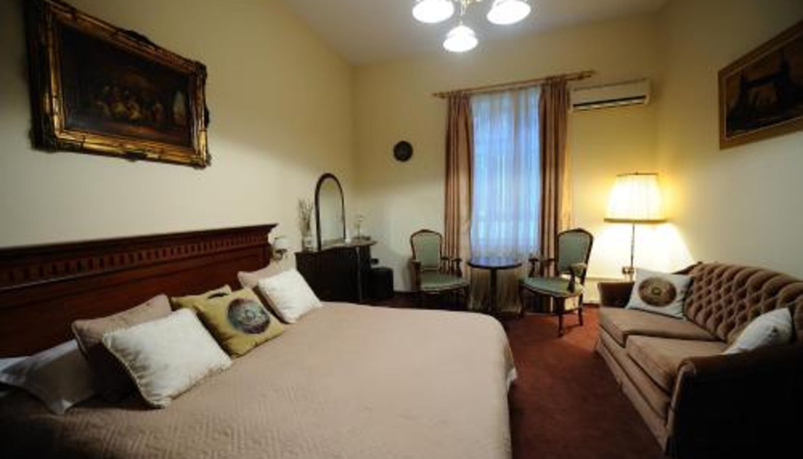 Room - Hotel Royal Craiova