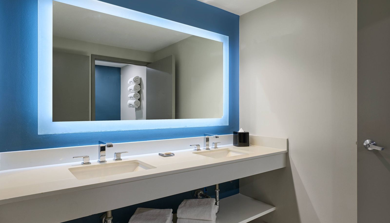 Camera - Marriott Sanibel Harbour Resort and Spa