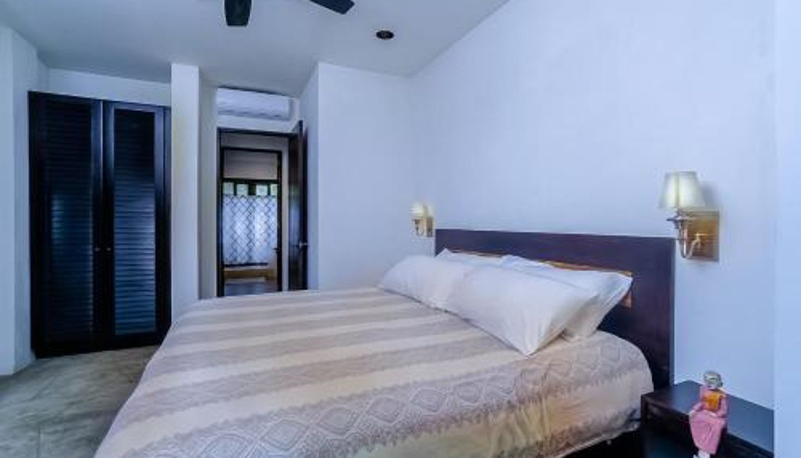 Standard room - Makara Resort 5 Bedrooms
