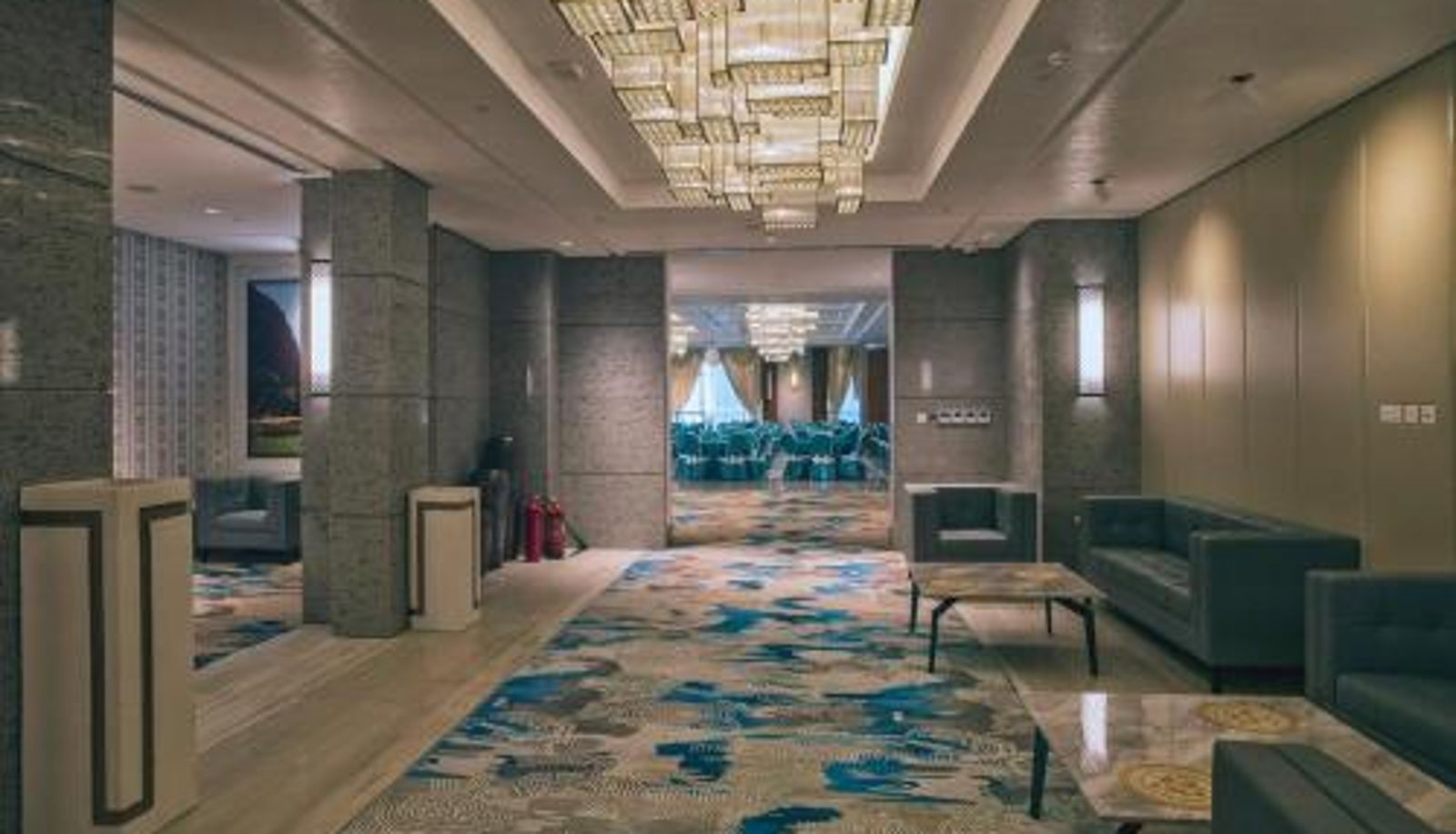 Info - Boulevard Oman Hotel