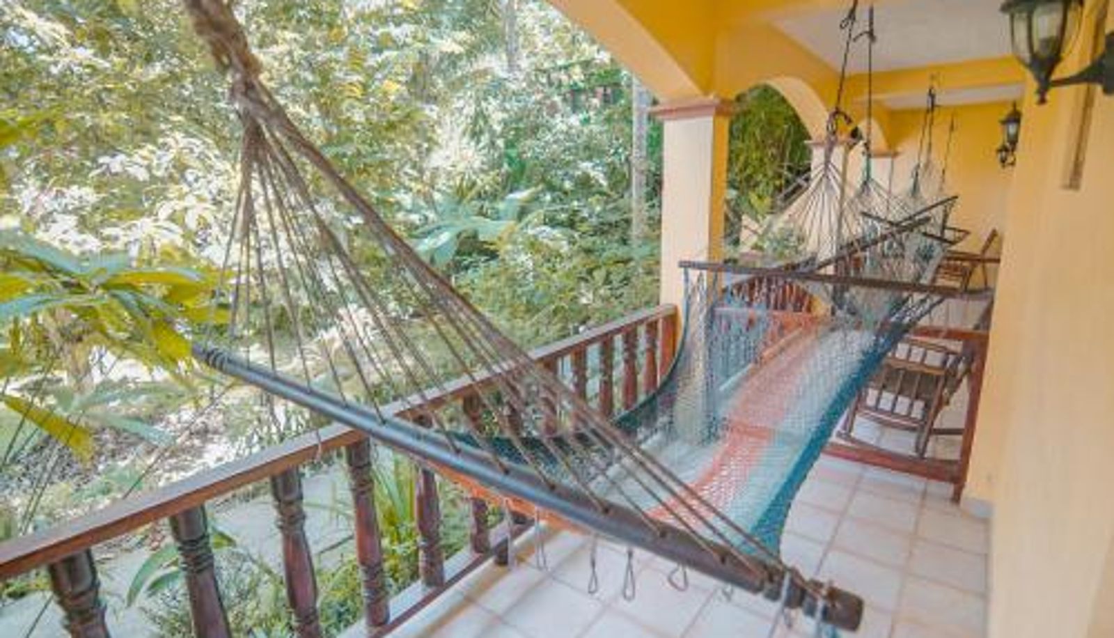 Info - Hotel Tres Banderas