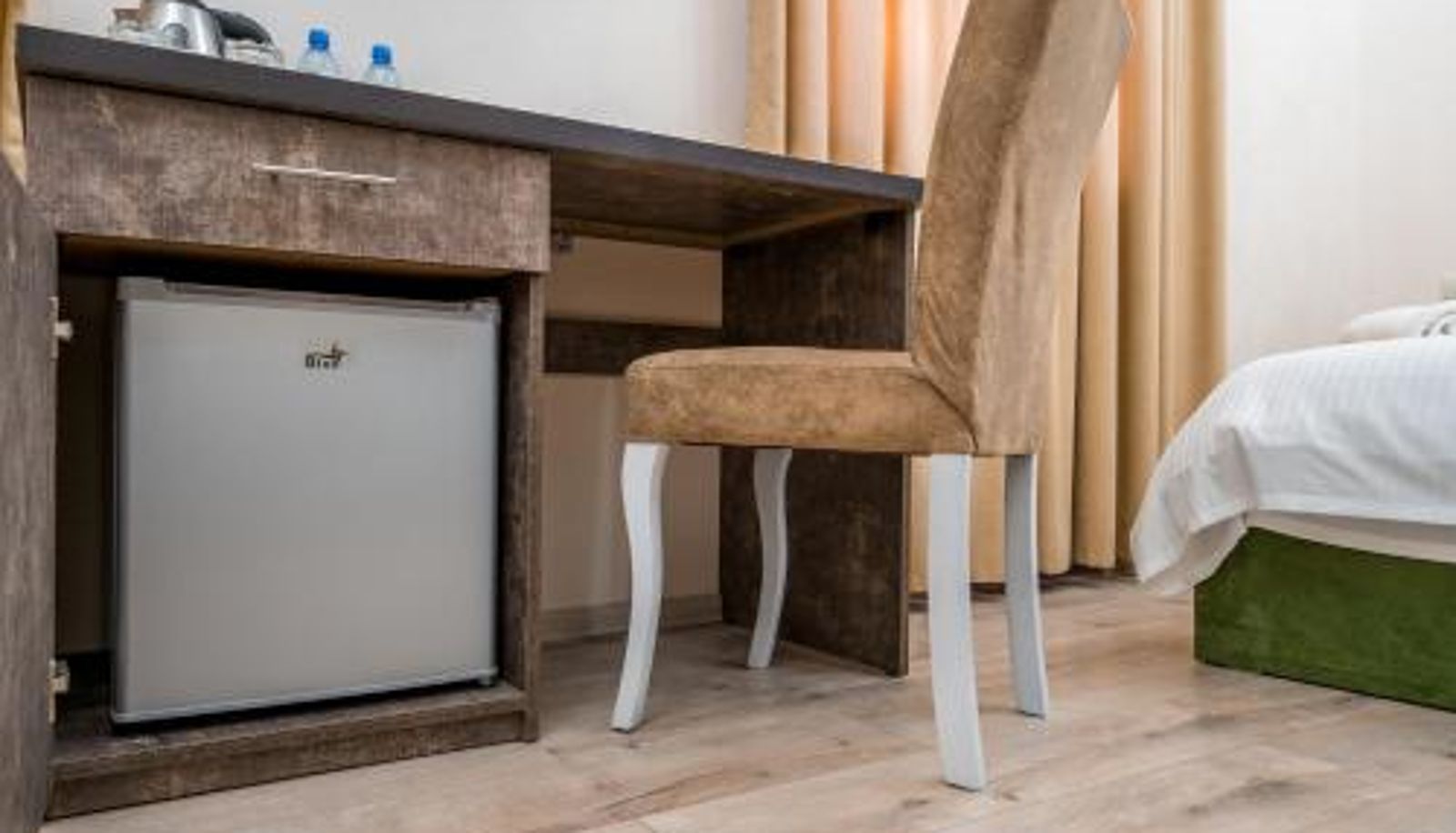 Dreibettzimmer - Golden Light Hotel