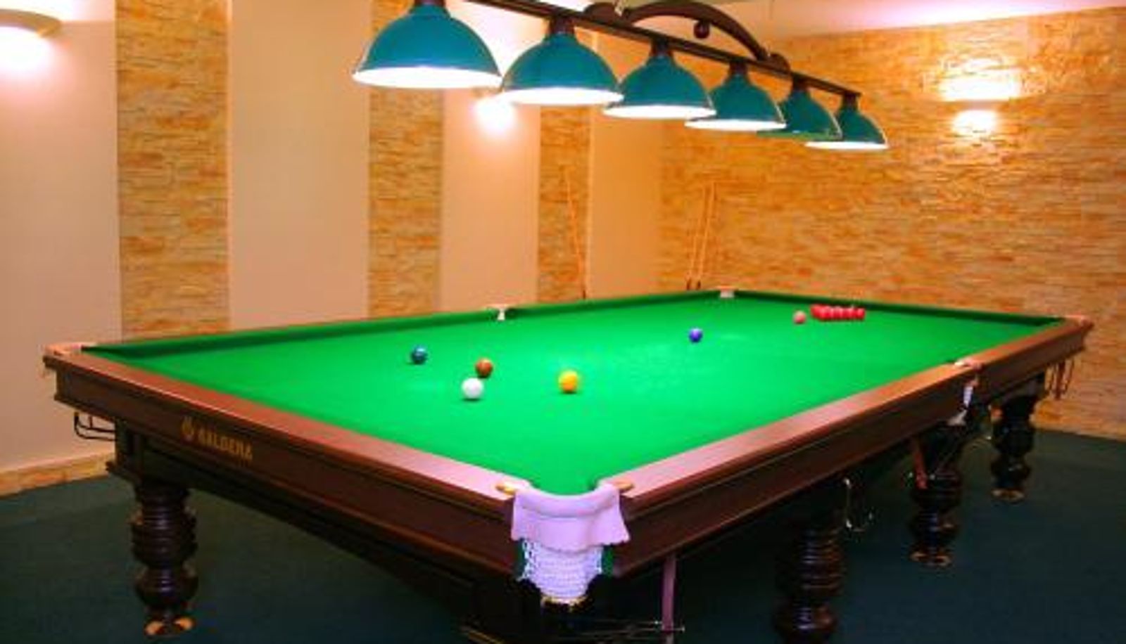 Wellness- und Fitnessbereich - Olimpija Hotel & SPA