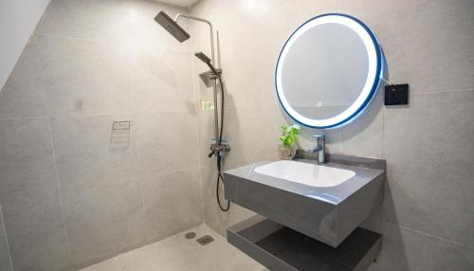 Bathroom - Starry Domes Desert Camp
