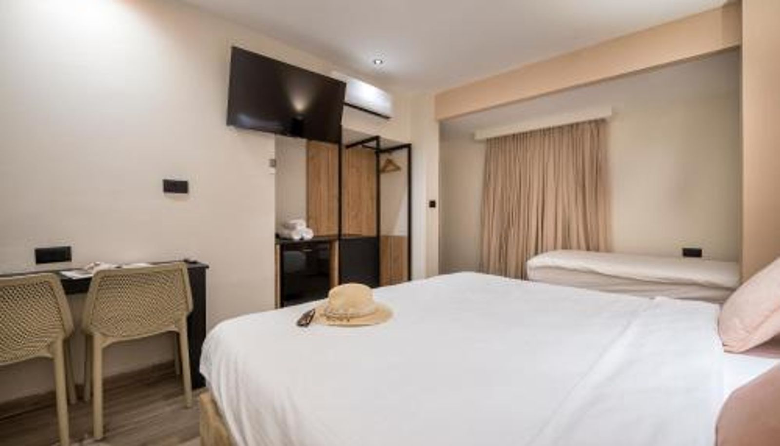 Dreibettzimmer - Sahara Hotel Eilat