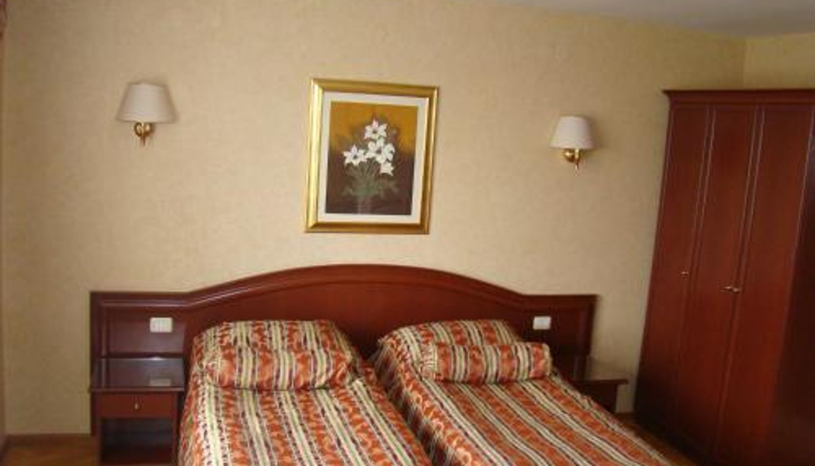 Info - Hotel Vila Ariston
