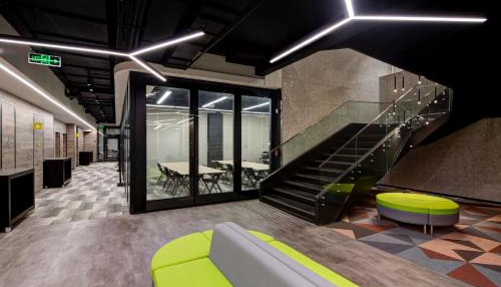 Geschäftszentrum - Hotel Nodo - El primer hotel de negocios en Chile