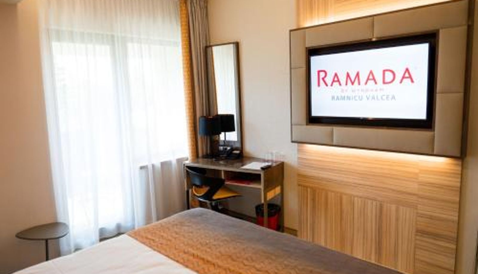 Terrace - Ramada by Wyndham Ramnicu Valcea