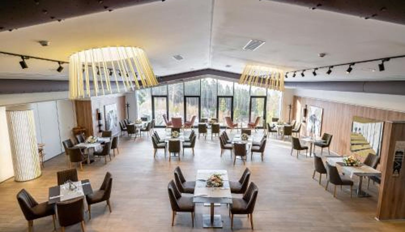 Frühstücksraum innerhalb des Restaurants - Complex Hotelier COTA O MIE