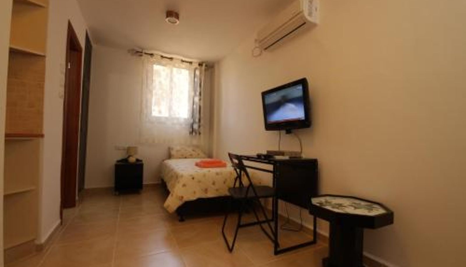 Room - Hadass Desert Inn