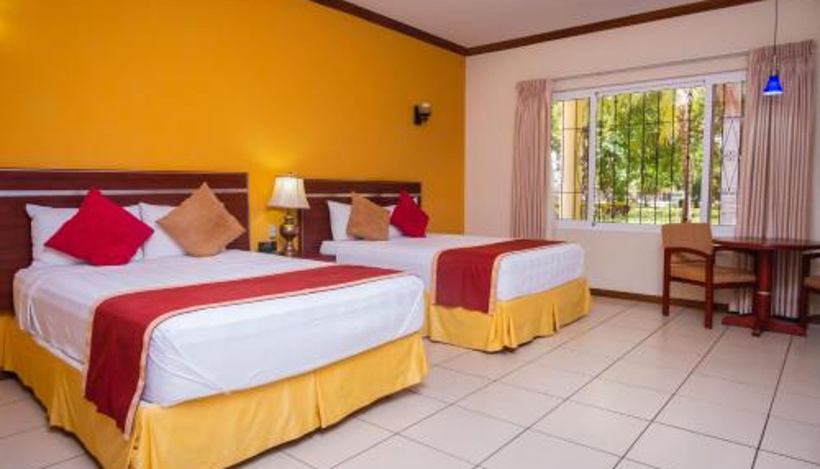 Info - Pato Canales Hotel & Resort