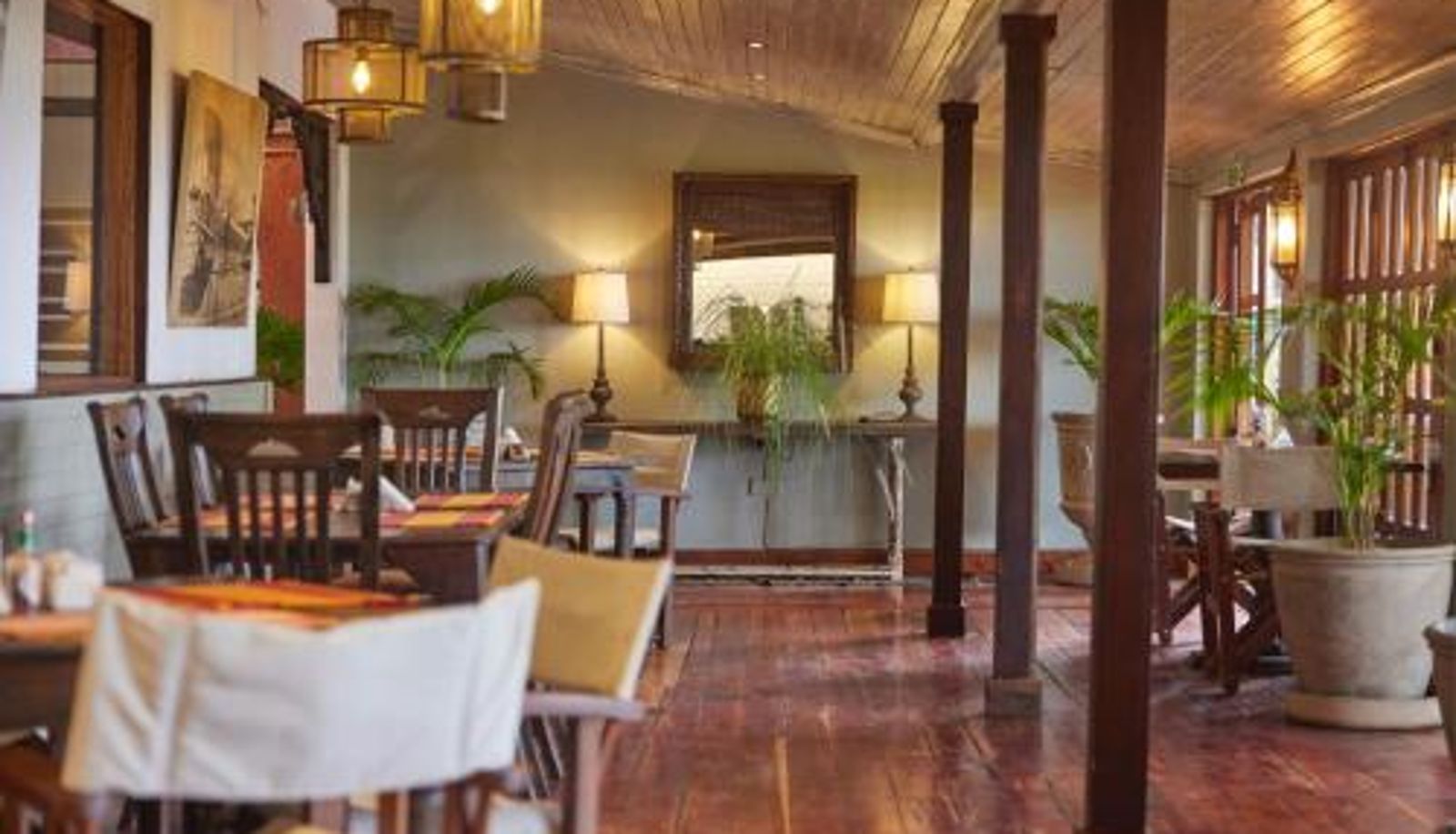 Sala prima colazione all'interno del ristorante - Aero Club of East Africa
