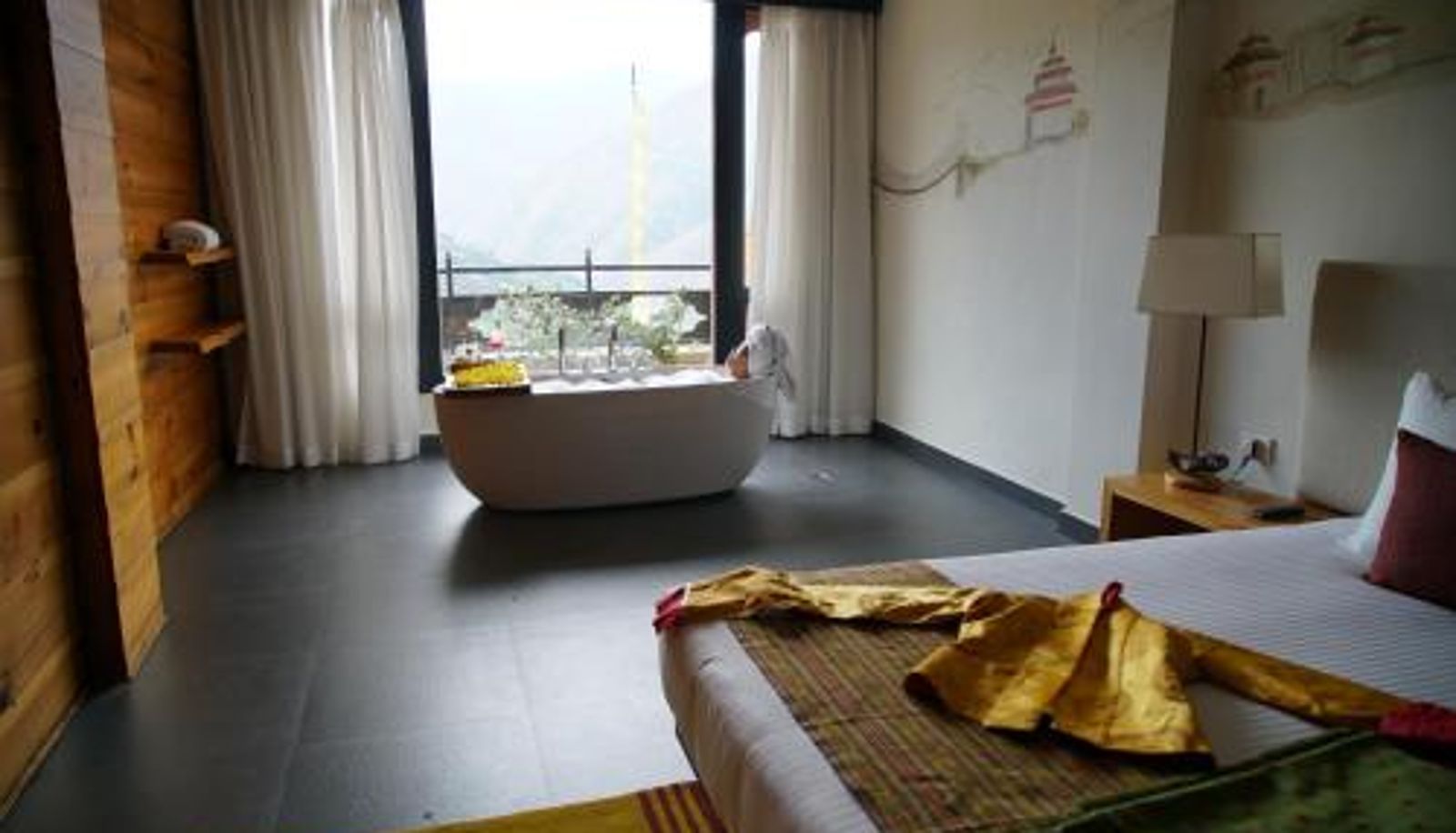 Suite - Bhutan  Thimphu The Postcard Dewa