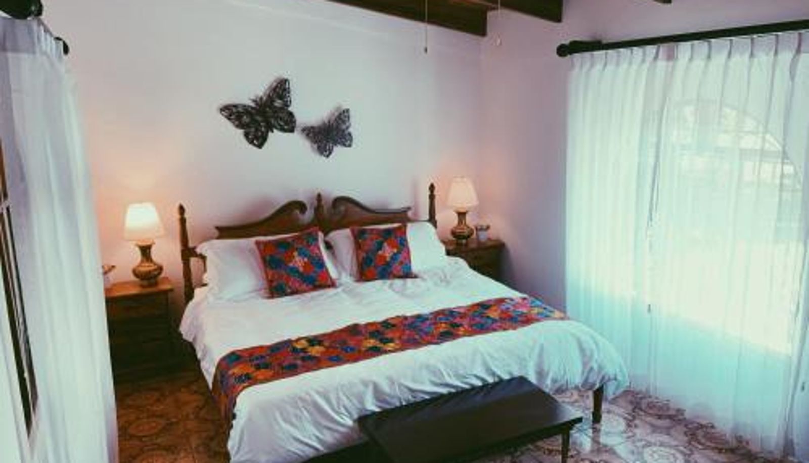 Camera - Hacienda Escondida 10min to Airport