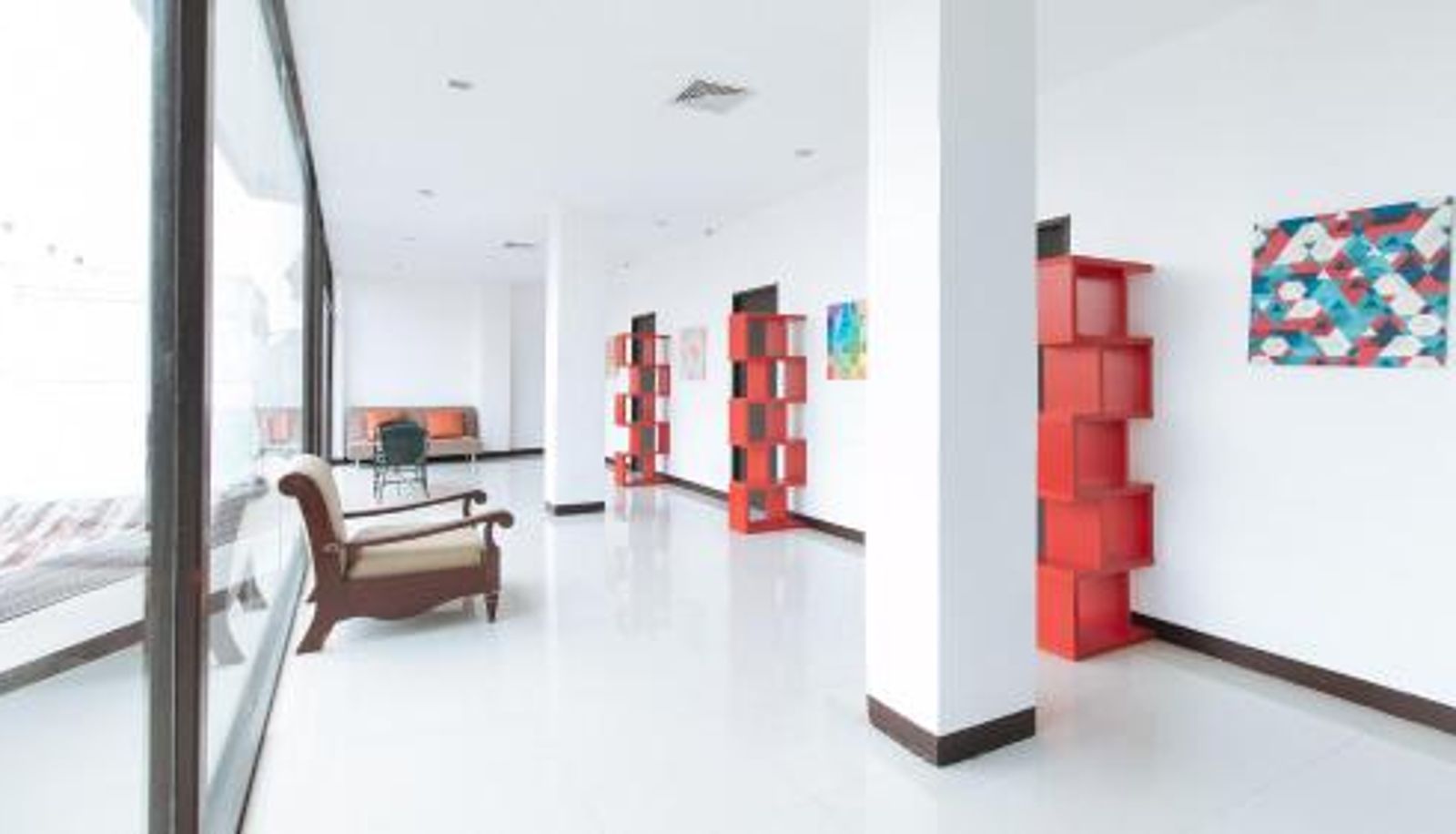 Info - RedDoorz at San Antonio Makati