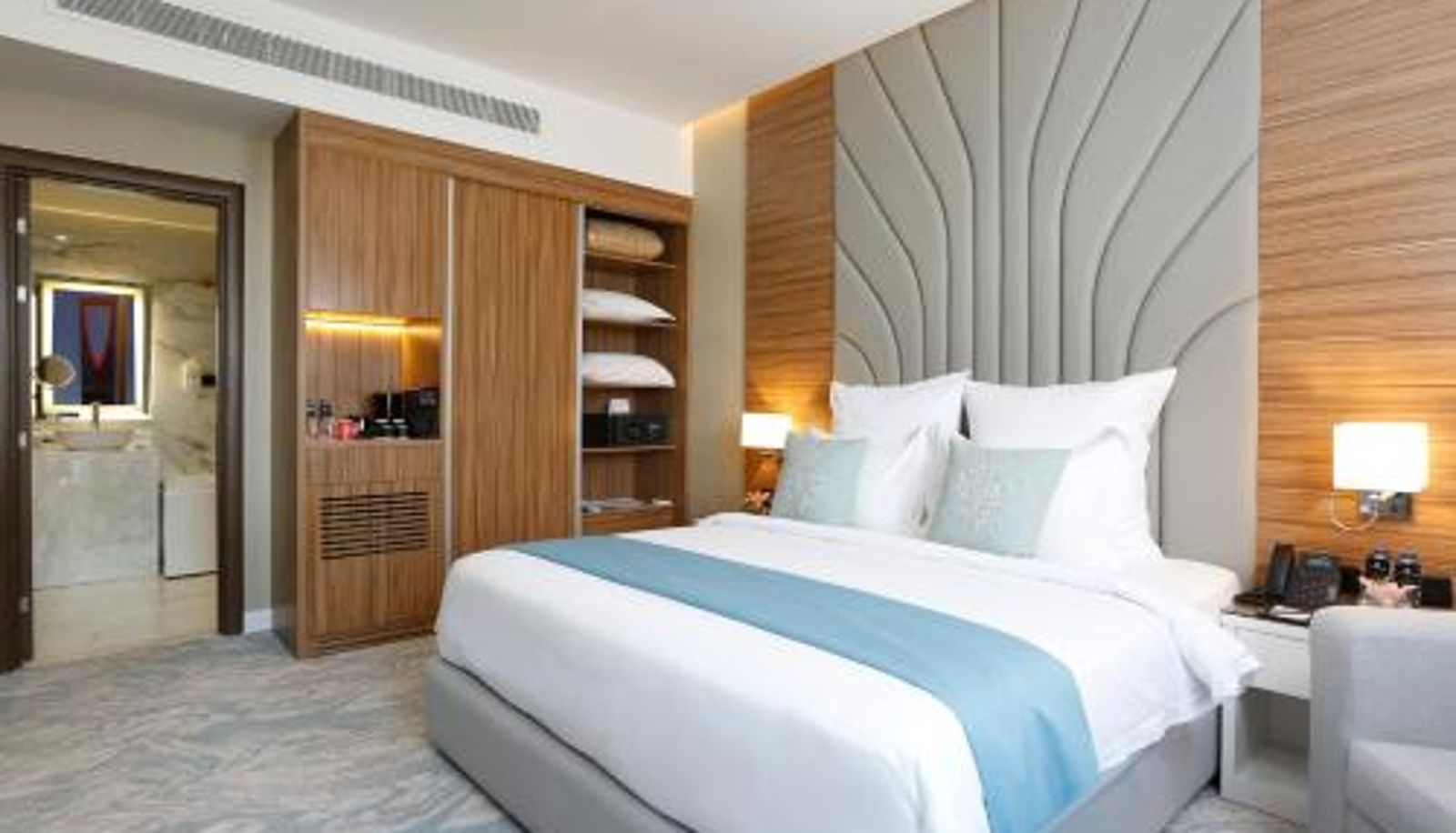 Suite - Cantonal Hotel by Warwick