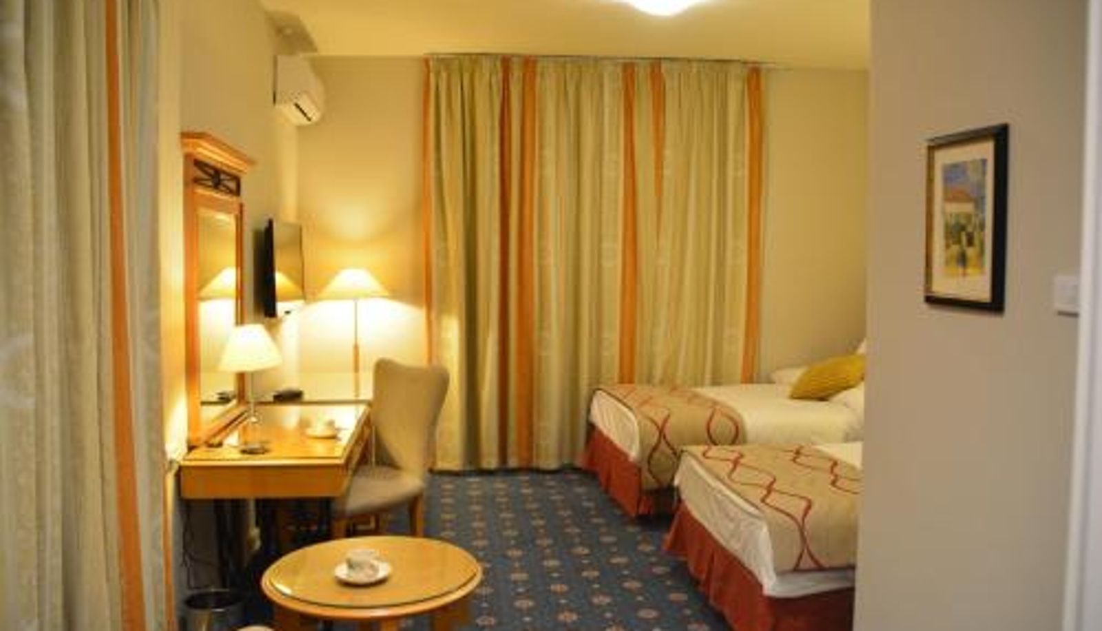 Zimmer - The Y Hotel